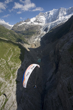 Red Bull X-Alps 2009, paralotnie