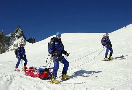 TSL Rescue, nosze ratunkowe w akcji na stoku narciarskim