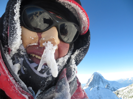 Wyprawa na Broad Peak: Adam Bielecki na szczycie (fot. Adam Bielecki)